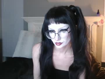 Princessminxxy Chaturbate stream image from February 12, 2025