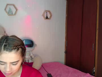 Haily_Xs Chaturbate stream image from February 12, 2025