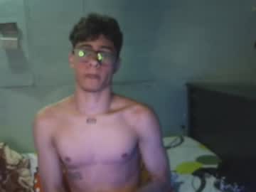 Alexduquet Chaturbate stream image from February 12, 2025