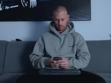 Calvinhunt69 Chaturbate stream image from February 12, 2025