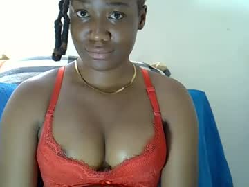 Darkbeauty2 Chaturbate stream image from February 12, 2025