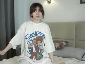 Edythbrenton Chaturbate stream image from February 12, 2025