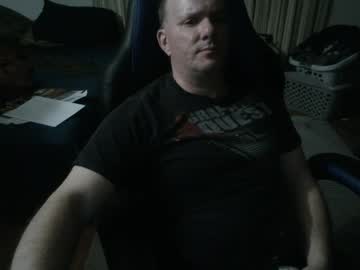 Emsguy1 Chaturbate stream image from February 12, 2025
