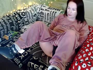 Marlenehudsonah Chaturbate stream image from February 12, 2025