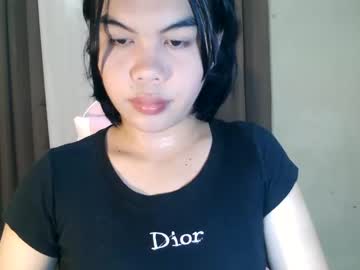 Pretty_Pia18 Chaturbate stream image from February 12, 2025
