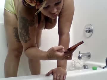 Queen9788 Chaturbate stream image from February 12, 2025