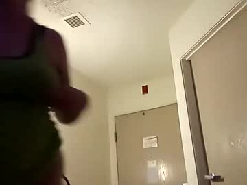 Saucybear666 Chaturbate stream image from February 12, 2025