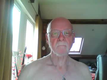 Johnfm12000 Chaturbate stream image from February 12, 2025
