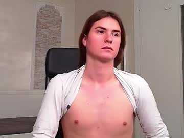 Tristandallas Chaturbate stream image from February 12, 2025
