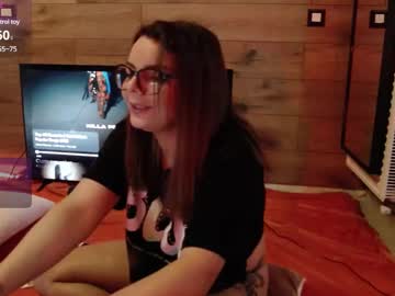 Carolyn_Green Chaturbate stream image from February 12, 2025