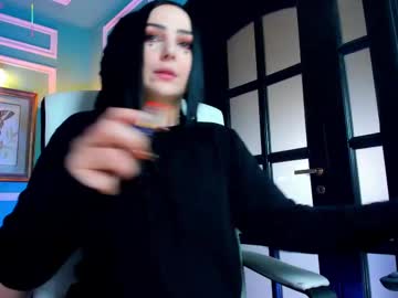 1munique Chaturbate stream image from February 12, 2025