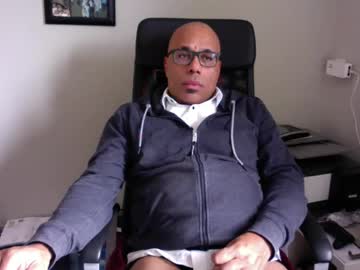 Little_Buddha Chaturbate stream image from February 12, 2025
