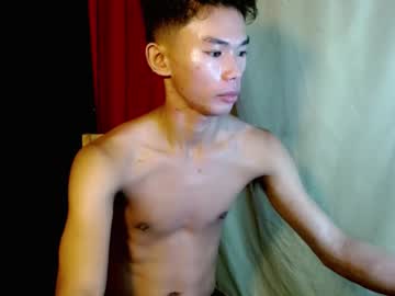 Yourdreamboyx Chaturbate stream image from February 12, 2025