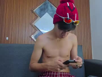 Anyelo_Sexyhot Chaturbate stream image from February 12, 2025