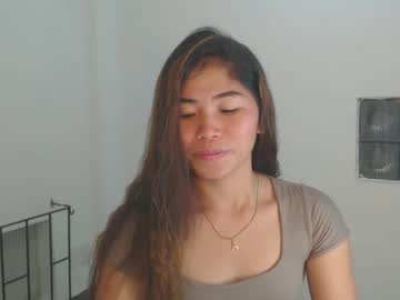 Backsaraylover Chaturbate stream image from February 12, 2025