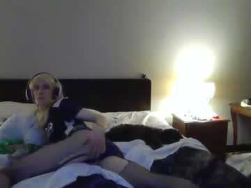 Desscorn Chaturbate stream image from February 12, 2025