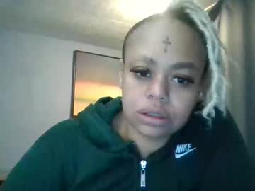 Justeinamilksyou Chaturbate stream image from February 12, 2025