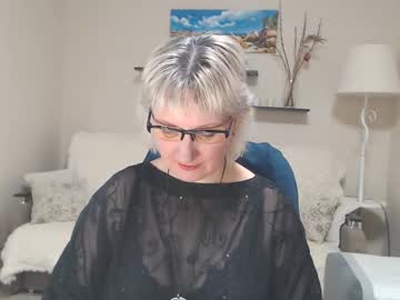 Leilamays Chaturbate stream image from February 12, 2025