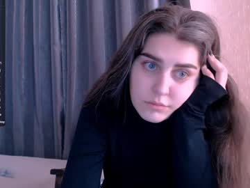 Roselina_ Chaturbate stream image from February 12, 2025