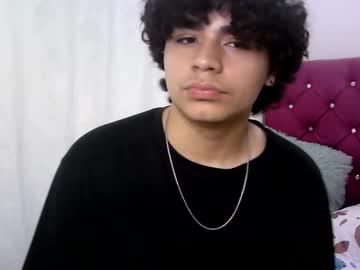 Tomi_Slick Chaturbate stream image from February 12, 2025