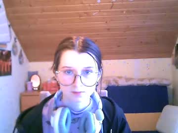 Adorable_Sparkle Chaturbate stream image from February 12, 2025