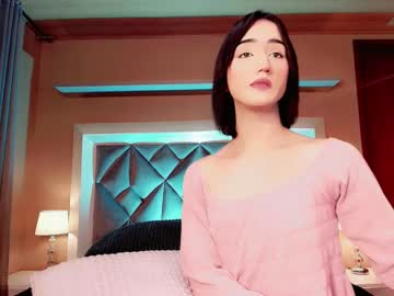 Emelyyrouss Chaturbate stream image from February 12, 2025