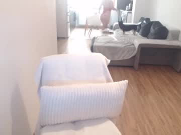 Khloe_Star Chaturbate stream image from February 12, 2025