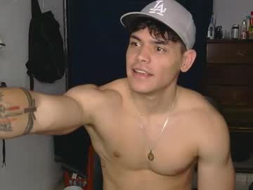 Liamtravis__1 Chaturbate stream image from February 12, 2025