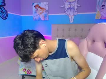 Little_Danny_ Chaturbate stream image from February 12, 2025