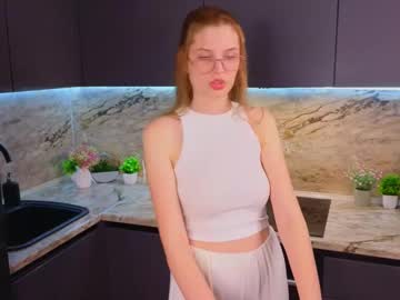 Maydabarrick Chaturbate stream image from February 12, 2025