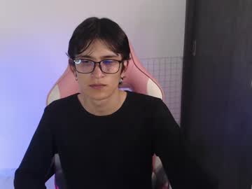 Oliver_842 Chaturbate stream image from February 12, 2025