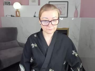 Alexandra_Kind Chaturbate stream image from February 12, 2025