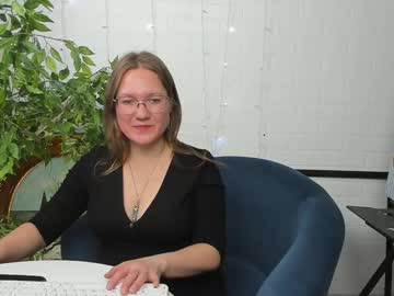 Martapavlova Chaturbate stream image from February 12, 2025