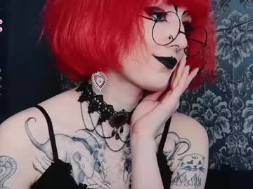 Molliunholy Chaturbate stream image from February 12, 2025