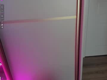 Sexy_Flora Chaturbate stream image from February 12, 2025