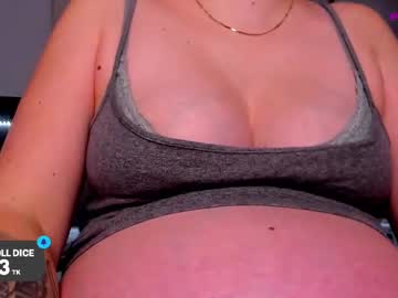 Vainillacrepe Chaturbate stream image from February 12, 2025