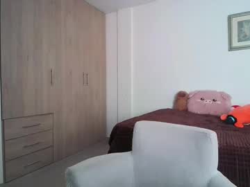 Angel_1112 Chaturbate stream image from February 12, 2025