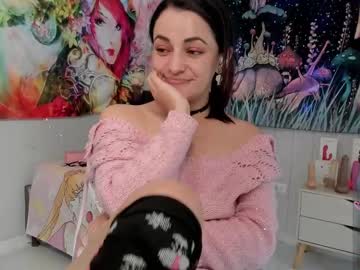 Azucenaxxxgp Chaturbate stream image from February 12, 2025