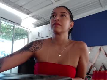 Gingerjones_ Chaturbate stream image from February 12, 2025