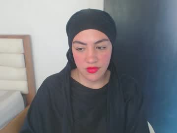 Jennifer_Milk18 Chaturbate stream image from February 12, 2025
