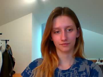 Luna_Xsensual Chaturbate stream image from February 12, 2025
