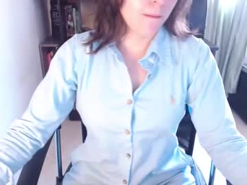 Mariana_Vera Chaturbate stream image from February 12, 2025