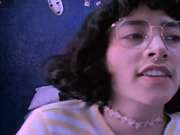 Ninayellow Chaturbate stream image from February 12, 2025