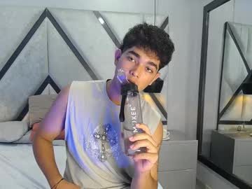 Noahkarter Chaturbate stream image from February 12, 2025