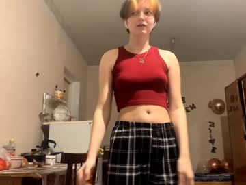 Silverdodd Chaturbate stream image from February 12, 2025