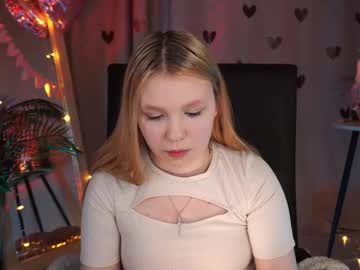 Amore_Tessa Chaturbate stream image from February 12, 2025