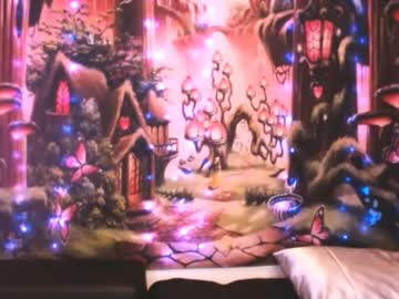 Ember_Starleena Chaturbate stream image from February 12, 2025