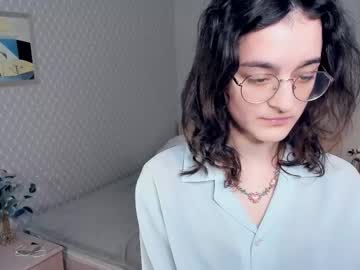 Keeleyhane Chaturbate stream image from February 12, 2025