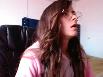 Mariel_Sins21 Chaturbate stream image from February 12, 2025