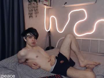 Cris_Peace Chaturbate stream image from February 12, 2025